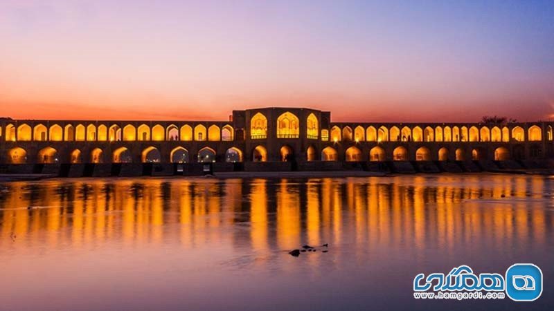 اصفهان، نصف جهان