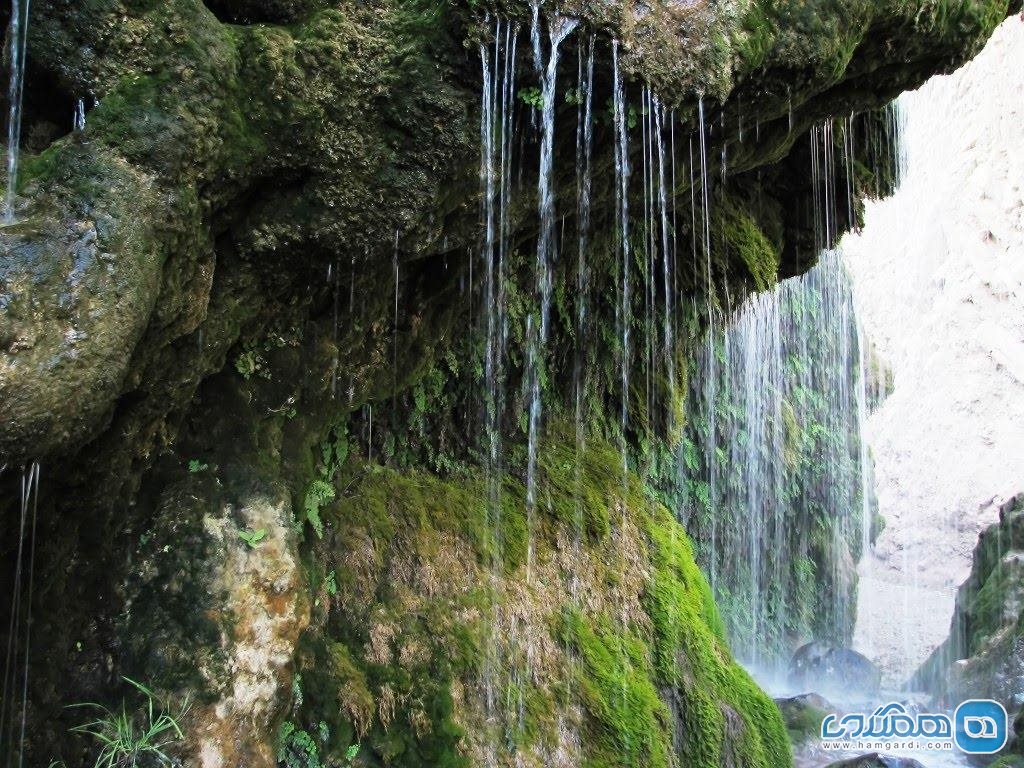  آبشار آسیاب یا آسیاب خرابه در منطقه ارس