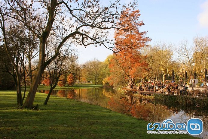 پیک نیک در واندل پارک VondelPark در سفر با کوله پشتی به آمستردام