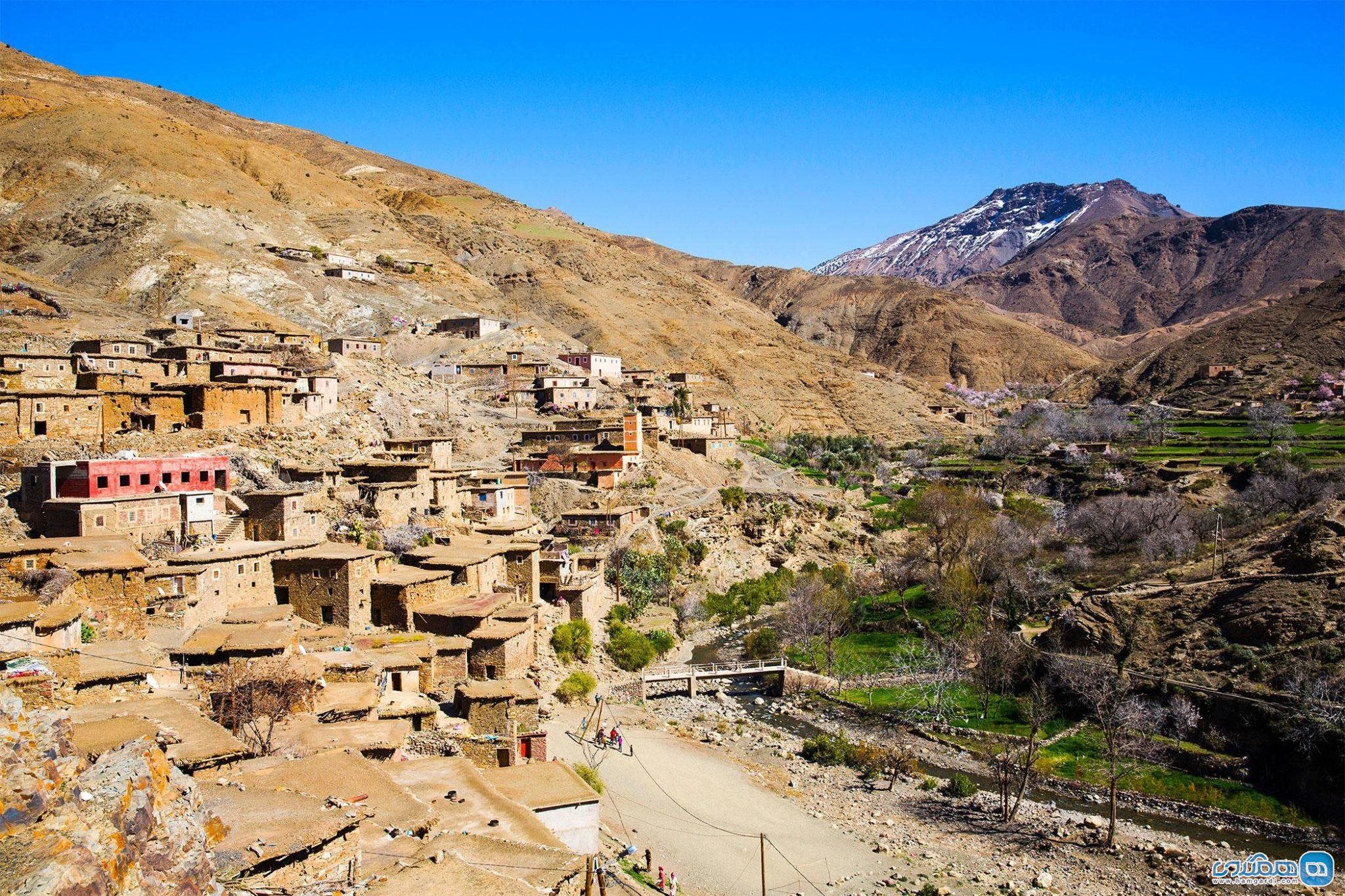 بازدید از یک دهکده Berber