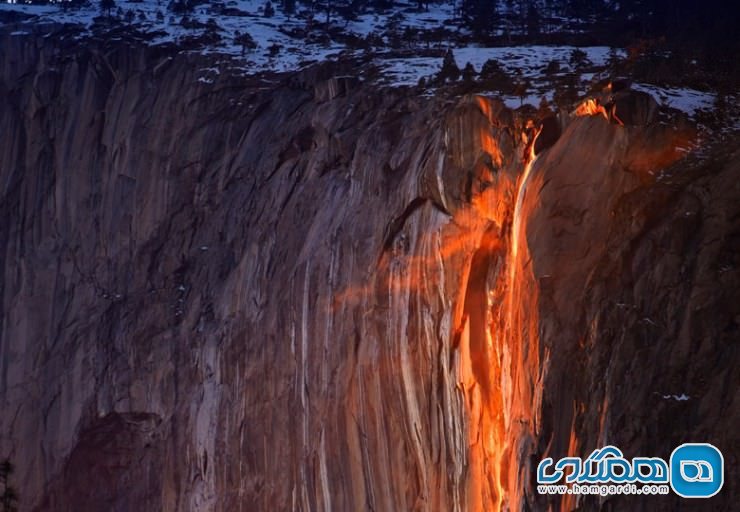 آبشار هورس سرخ در کالیفرنیا