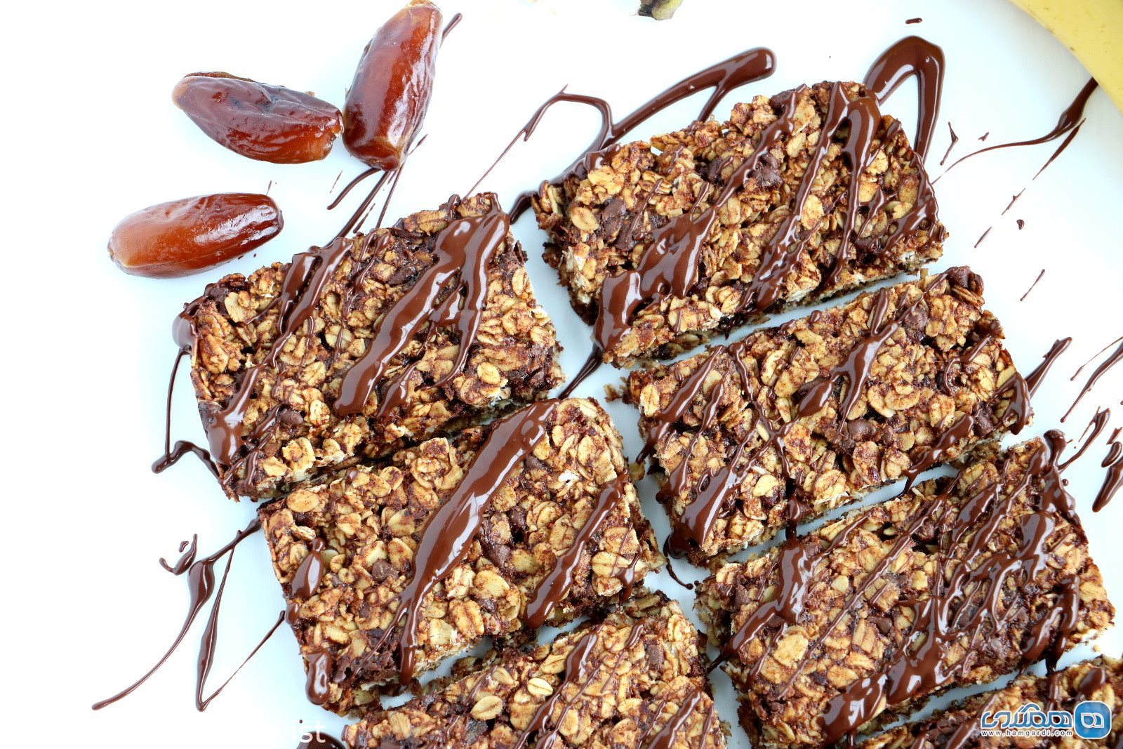 Healthy Brownie Granola Bar