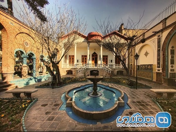 کافه باغ موزه مقدم