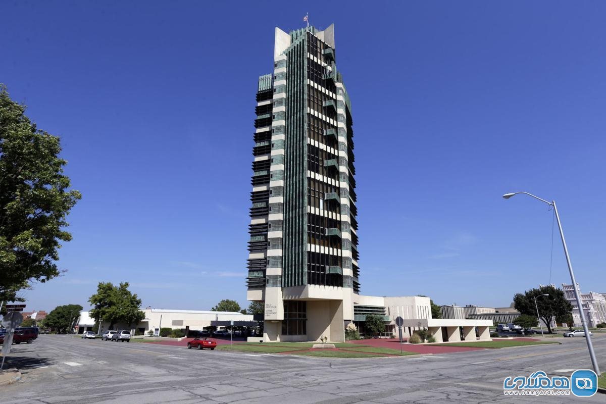برج پرایس Price Tower در بارتلزویل Bartlesville، اوکلاهوما (1956)