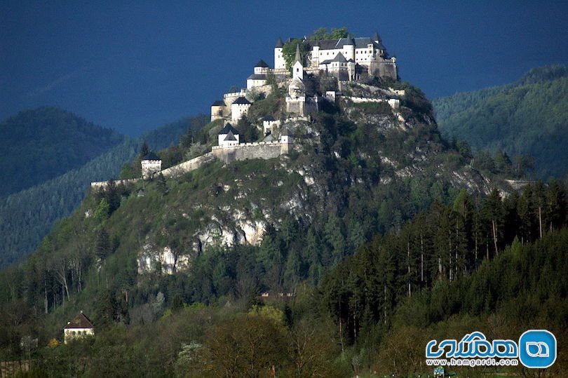 قلعه هوخسترویتز Hochosterwitz Castle