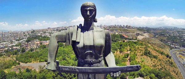 مجسمه مادر ارمنستان 2
