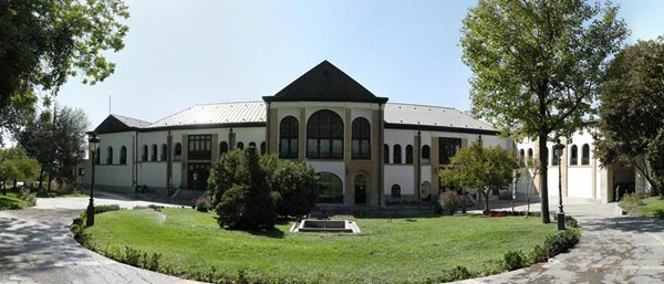 کاخ صاحبقرانیه تهران