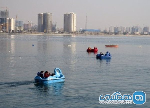 قایق سواری دریاچه چیتگر 