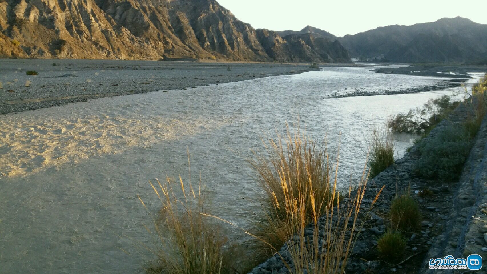 رودخانه کاجو یکی از رودخانه های فصلی سیستان و بلوچستان 