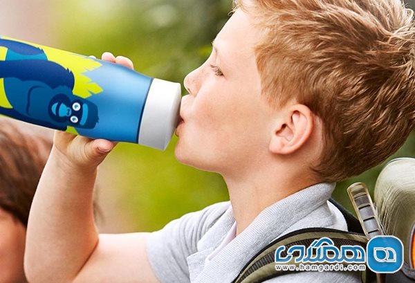 اهمیت نوشیدن آب در تغذیه کودکان ورزشکار