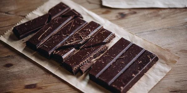 با مصرف شکلات تلخ متابولیسم خود را بالا ببرید