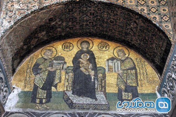 مشاهده پوشاندن آثار مسیحیت در ایاصوفیه