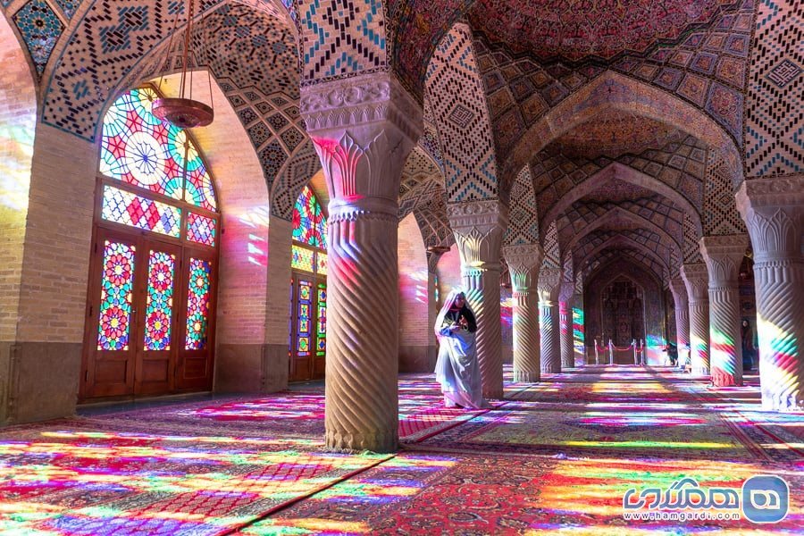 مسجد نصیر الملک: مسجد صورتی رنگ بی نظیر در شیراز