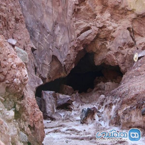 غار نمکی گری شیخ