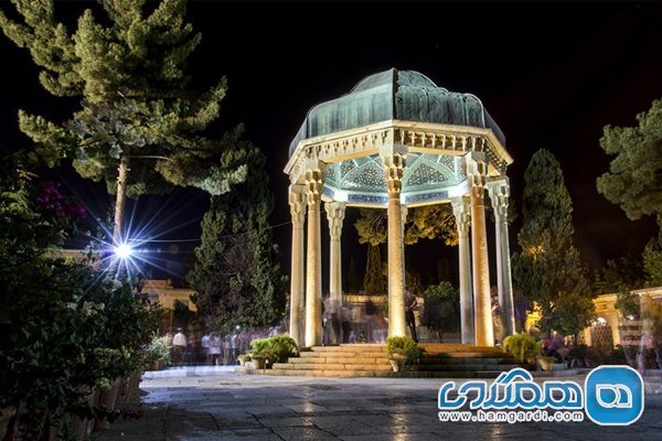 ظرفیت های توسعه گردشگری ادبی در شیراز