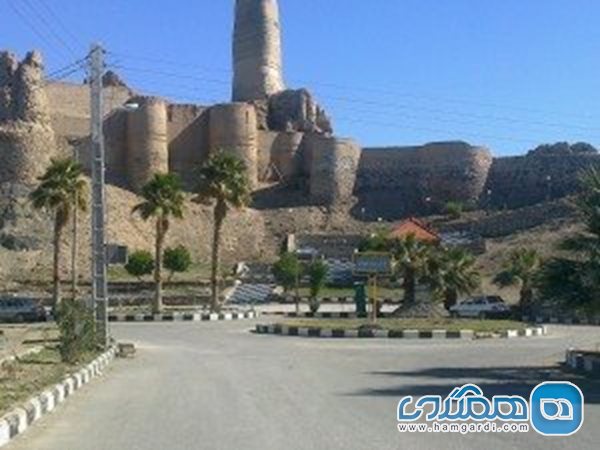 قلعه تاریخی منوجان