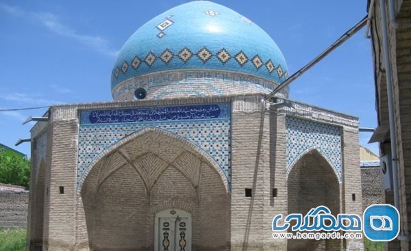 آرامگاه میرزا ابوالقاسم مجتهد بنایی قاجاری در زنجان است