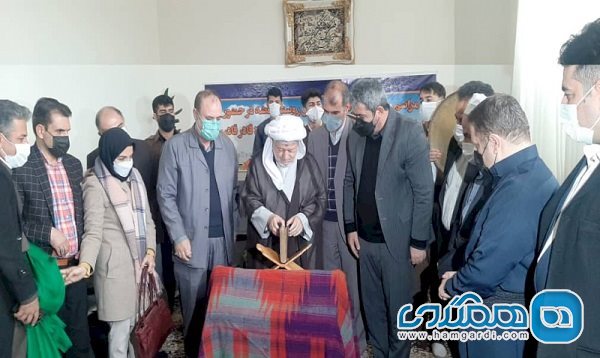 قرآن تاریخی مرمت شده روستای دشه کرمانشاه رونمایی شد