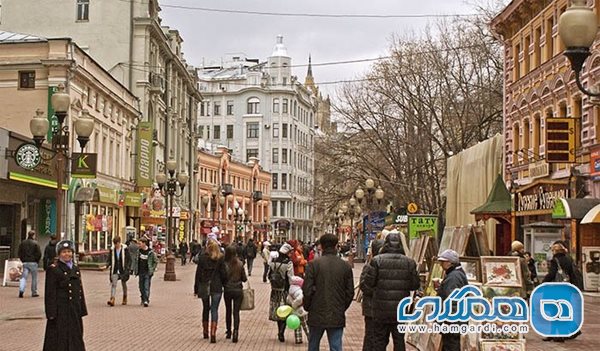 خیابان آربات یکی از مشهورترین خیابان های شهر مسکو است