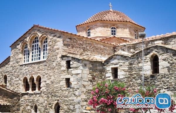 کلیسای صد در یکی از بهترین جاذبه های گردشگری یونان است