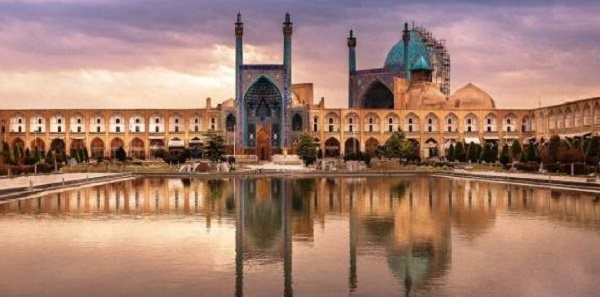 خواهرخواندگی رابطه ای دوستانه و هدفمند در راستای توسعه گردشگری اصفهان است