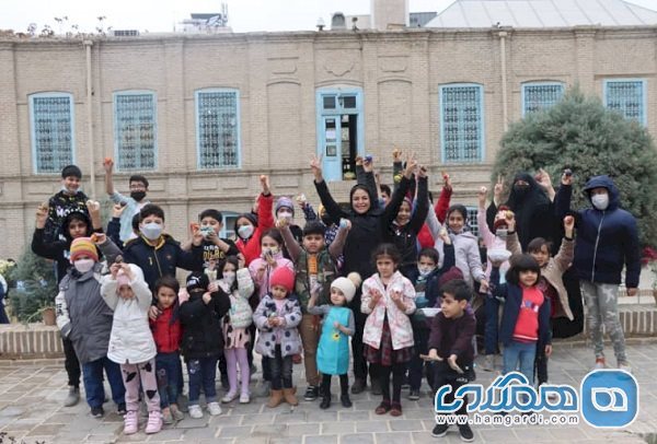 جشنواره تخم مرغ رنگی ویژه کودکان در خانه ملک مشهد برگزار شد