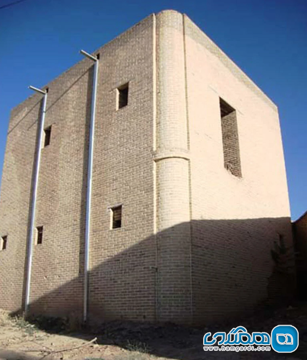 قلعه شمس آباد یکی از جاذبه های گردشگری شهرکرد است