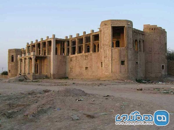 مرمت قلعه نصوری در بندر سیراف