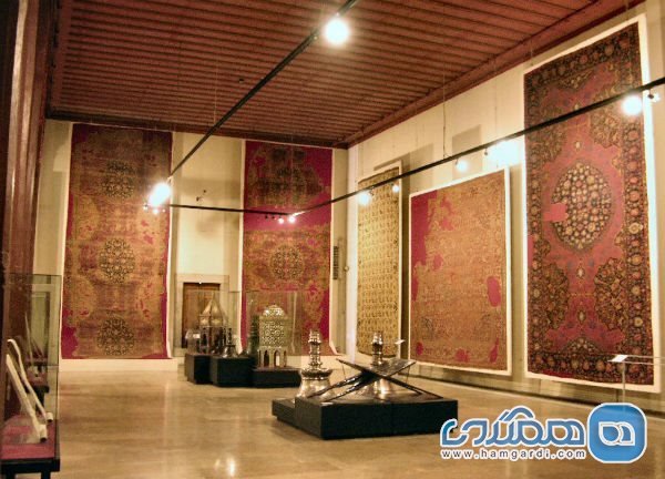 موزه فرش تا 5 تیر 1401 تعطیل است