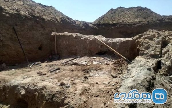 کشف بقایای اثری تاریخی حین خاکبرداری توسط بخش خصوصی در شهرستان زاوه