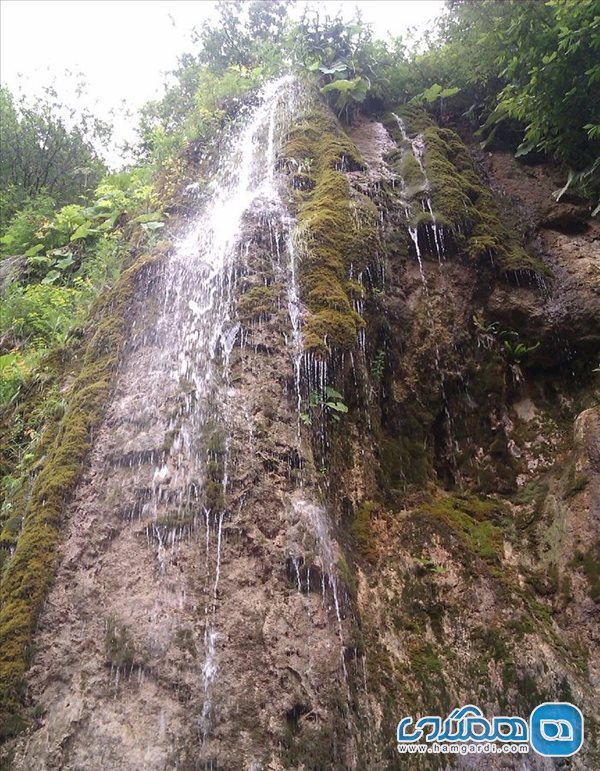 آبشار امدوا یکی از جاذبه های طبیعی استان مازندران است