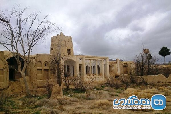 روستای قارنه یکی از روستاهای دیدنی استان اصفهان به شمار می رود