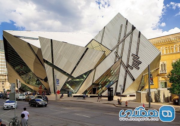 موزه رویال اونتاریو یکی از موزه های دیدنی تورنتو به شمار می رود