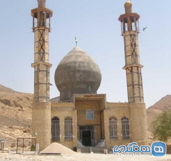 امامزاده شاه علمدار یکی از جاذبه های مذهبی استان فارس به شمار می رود