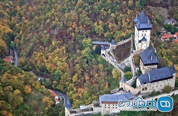 قلعه کارلستاین یکی از جاذبه های گردشگری چک است