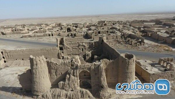 بافت تاریخی روستای بیاض در شهرستان انار مرمت می شود