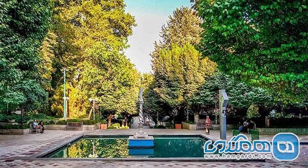 پارک نیاوران یکی از پارک های زیبای شهر تهران است