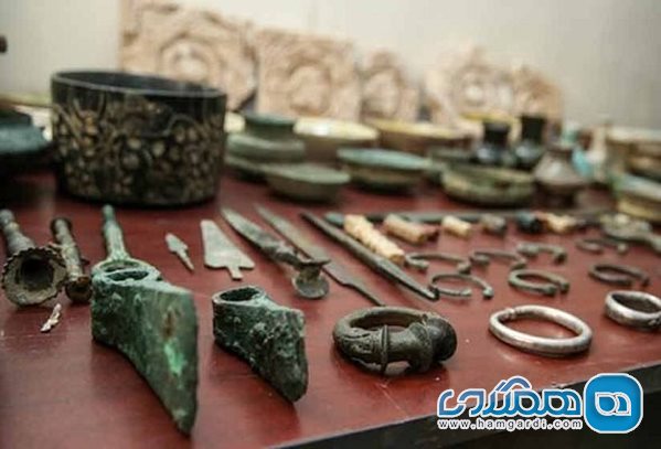 کشف اشیای تاریخی با قدمت هزاره دوم قبل از میلاد در سنندج