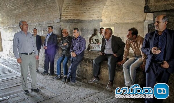 اجرای مردمی موسیقی سنتی ایرانی در بخش تحتانی پل خواجو ادامه خواهد داشت