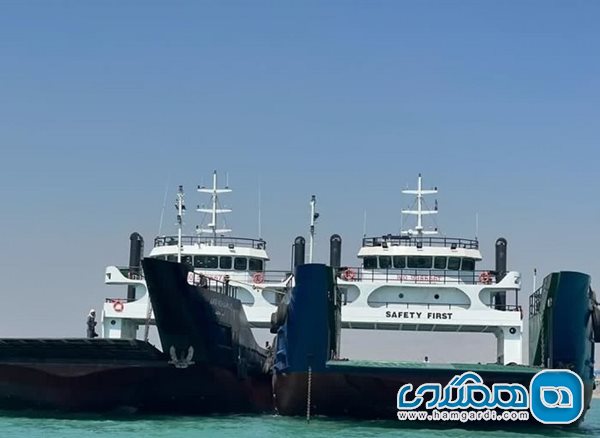 2 فروند کشتی ساخت ایران در بندرعباس به آب انداخته شد