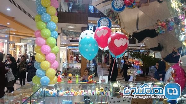 مرکز خرید شهرآرا یکی از معروف ترین مراکز خرید همدان به شمار می رود