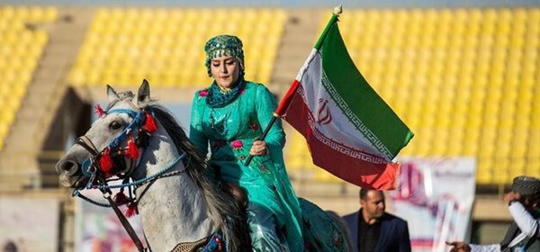 نگاهی به حواشی برگزاری جشنواره بین المللی اسب کرد در کرمانشاه