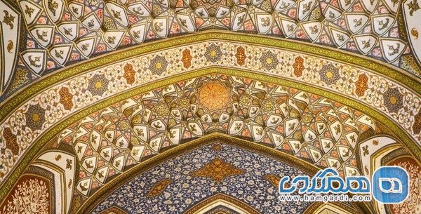 تالار اشرف یکی از جاذبه های دیدنی اصفهان به شمار می رود