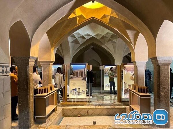 مخاطبان نمایشگاه خانه های خاموش عموم شهروندان اصفهانی و علاقمندان به شهر و معماری هستند