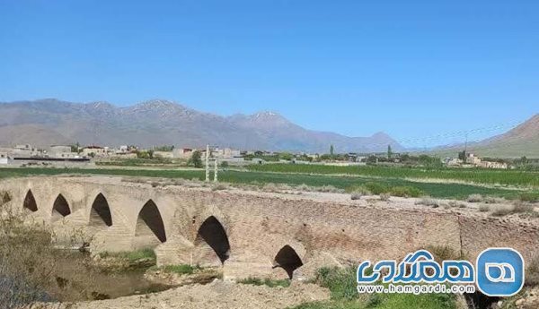 عملیات اضطراری مرمت پل تاریخی دوآب شازند شروع شد