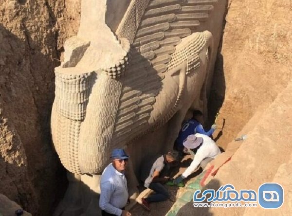 مقامات عراق از یک مجسمه غول پیکر آشوری در نینوا رونمایی کردند