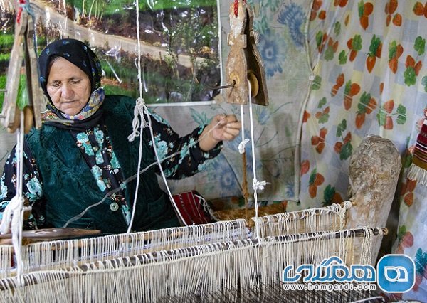 طرح توسعه زنجیره ارزش صنایع دستی در پنج استان کشور در حال اجراست