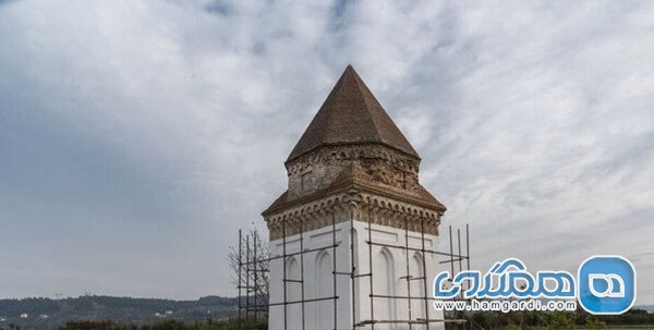 شاطر گنبد یکی از آثار تاریخی شهرستان ساری بوده که در حال مرمت است
