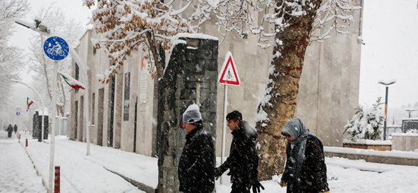 زیبایی های بارش اولین برف زمستانی در مشهد 2