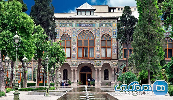کاخ گلستان در تکیه دولت را برای ورود به این مجموعه تاریخی باز می کند